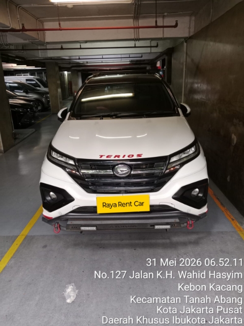 Momen perjalanan pelanggan Raya Rent Car 1