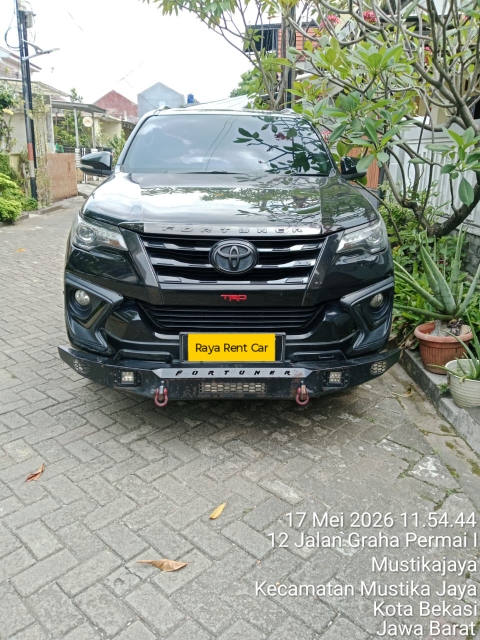 Momen perjalanan pelanggan Raya Rent Car 10