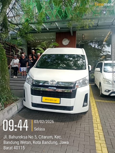 Momen perjalanan pelanggan Raya Rent Car 23